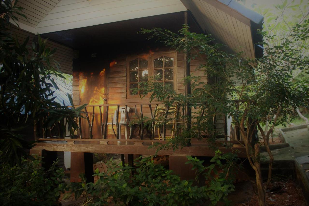 Black Wood Albergue Ko Tao Exterior foto